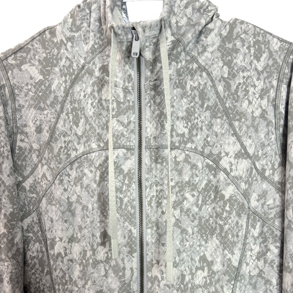 Lululemon Size 10 Hooded Define Jacket Gray White Nulu Camo‎ Starlight Hideaway - Picture 3 of 11
